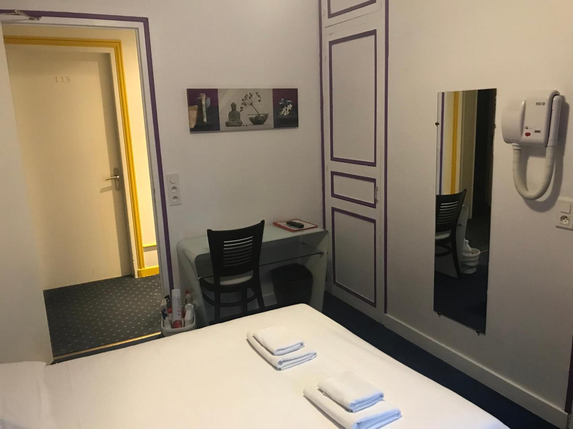Hotel Couleurs Sud Centre-Ville Gare Charleville-Mézières المظهر الخارجي الصورة